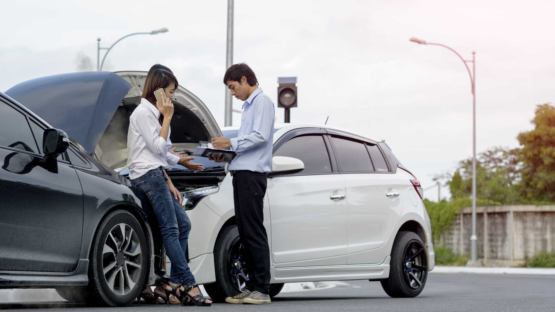 can-you-own-a-car-in-hong-kong