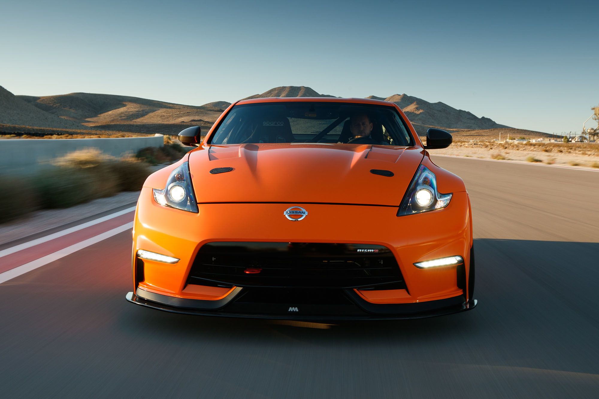 what-is-a-370z-nismo